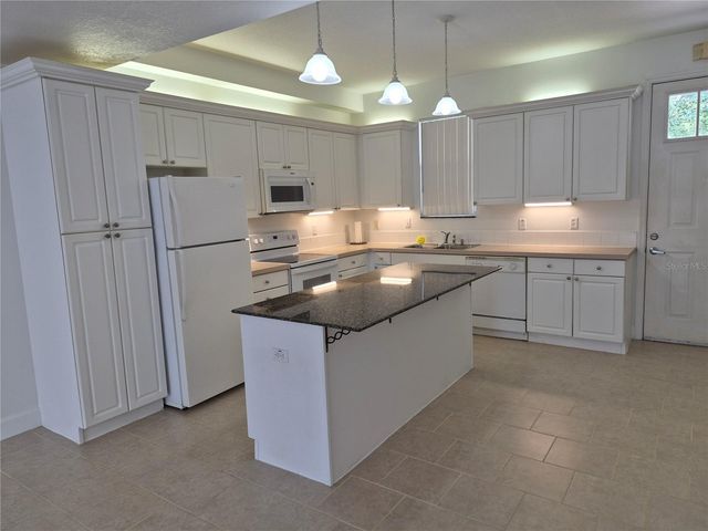 2080 HERITAGE KEY BOULEVARD, Kissimmee, FL 34744
