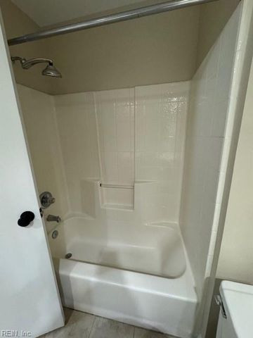 5100 Bardith CIR, Virginia Beach, VA 23455