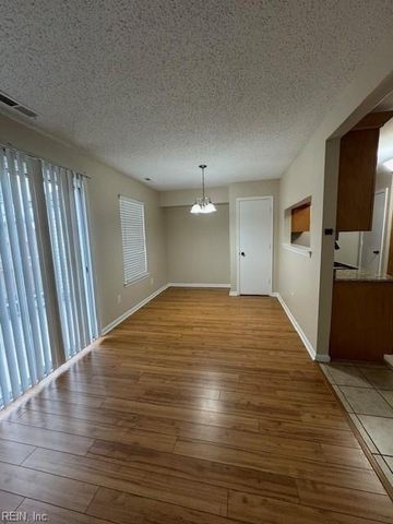 5100 Bardith CIR, Virginia Beach, VA 23455