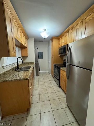 5100 Bardith CIR, Virginia Beach, VA 23455