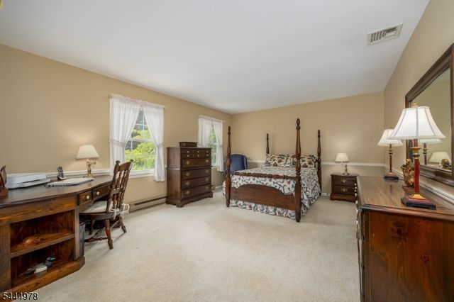 31 Stratfordshire Dr, Vernon Twp., NJ 07461