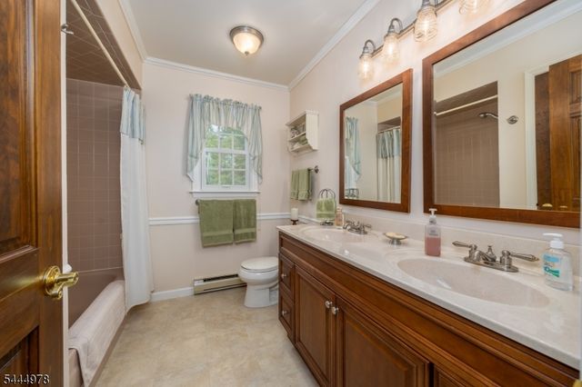 31 Stratfordshire Dr, Vernon Twp., NJ 07461