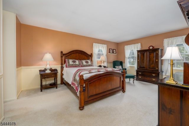31 Stratfordshire Dr, Vernon Twp., NJ 07461
