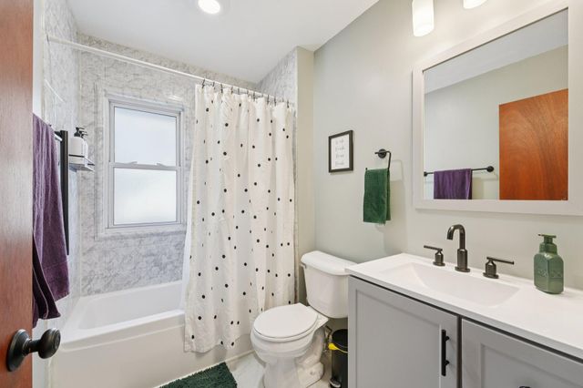 8408 Wentworth Avenue S, Bloomington, MN 55420