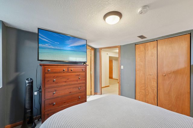 8408 Wentworth Avenue S, Bloomington, MN 55420