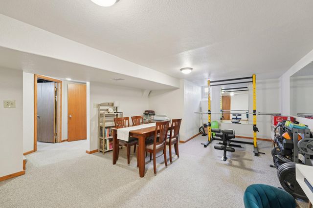 8408 Wentworth Avenue S, Bloomington, MN 55420