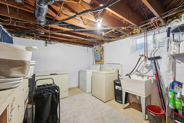 8408 Wentworth Avenue S, Bloomington, MN 55420