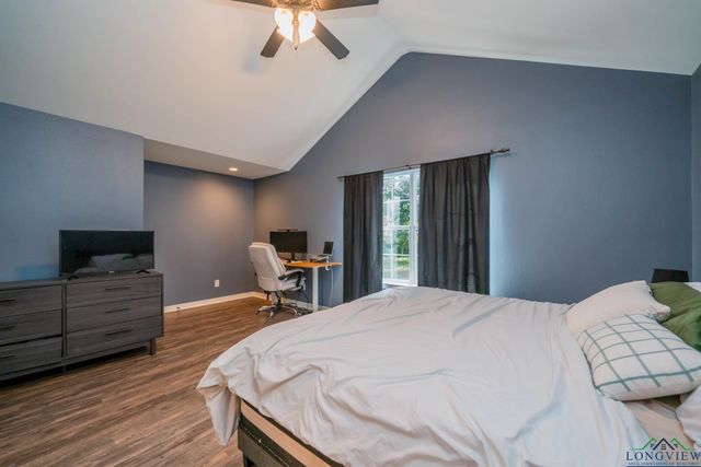 121 Cedar St, Gilmer, TX 75645