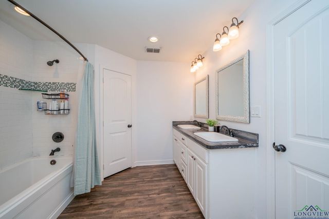121 Cedar St, Gilmer, TX 75645