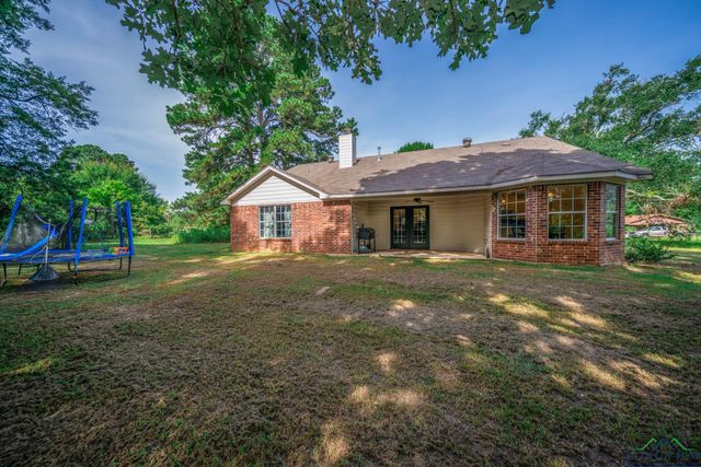 121 Cedar St, Gilmer, TX 75645