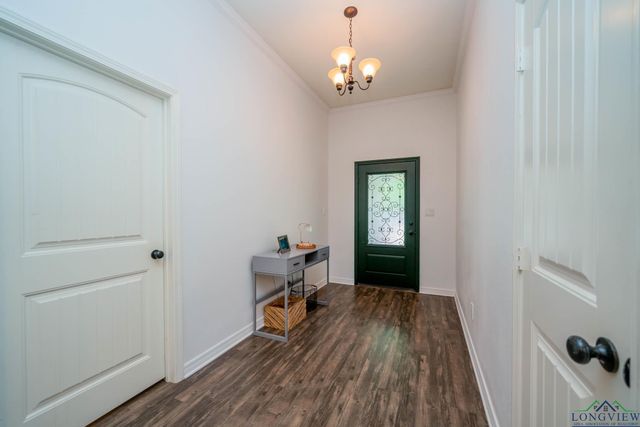121 Cedar St, Gilmer, TX 75645