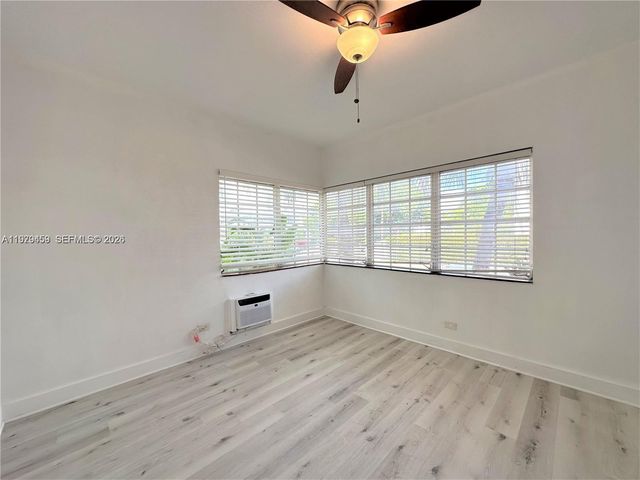 840 10th St 10, Miami Beach, FL 33139