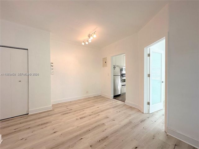 840 10th St 10, Miami Beach, FL 33139