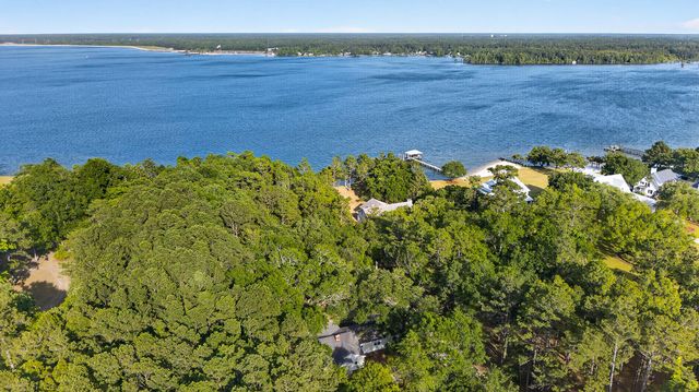 516 Dodge Lane, Pinopolis, SC 29469