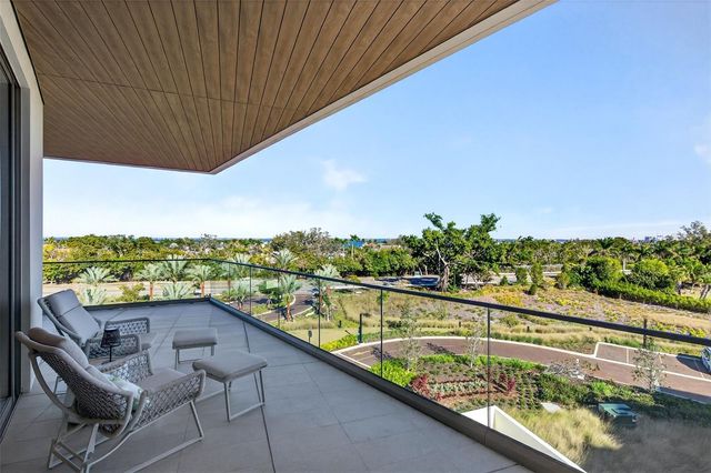 1591 GULF OF MEXICO DRIVE 412, Longboat Key, FL 34228