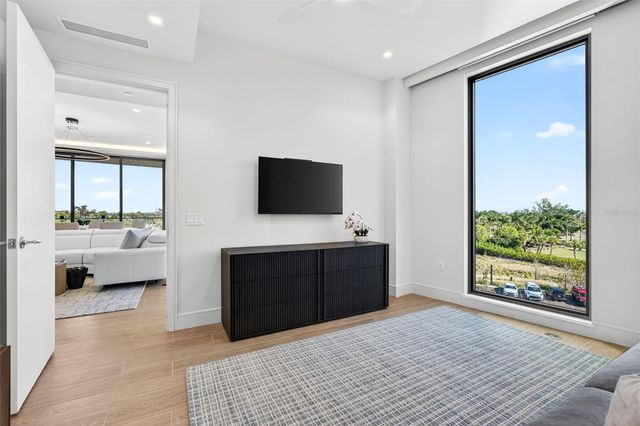 1591 GULF OF MEXICO DRIVE 412, Longboat Key, FL 34228