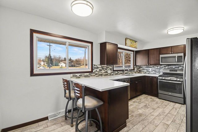 1181 68th Street SE, Grand Rapids, MI 49508