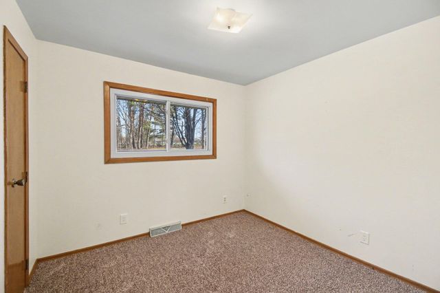 1181 68th Street SE, Grand Rapids, MI 49508