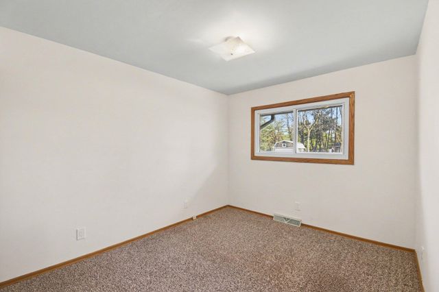 1181 68th Street SE, Grand Rapids, MI 49508