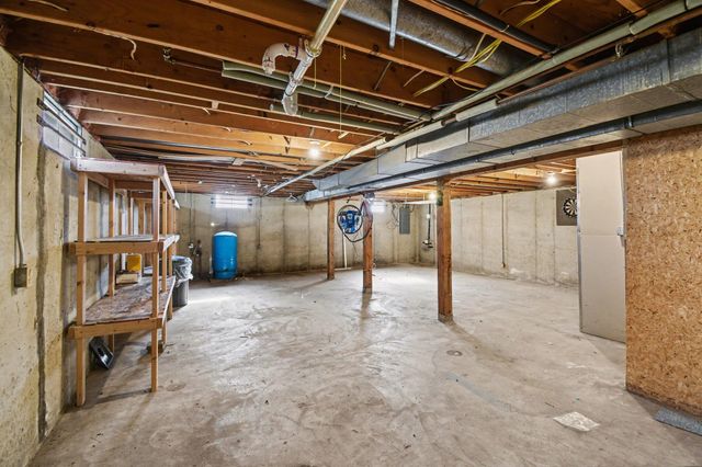 1181 68th Street SE, Grand Rapids, MI 49508