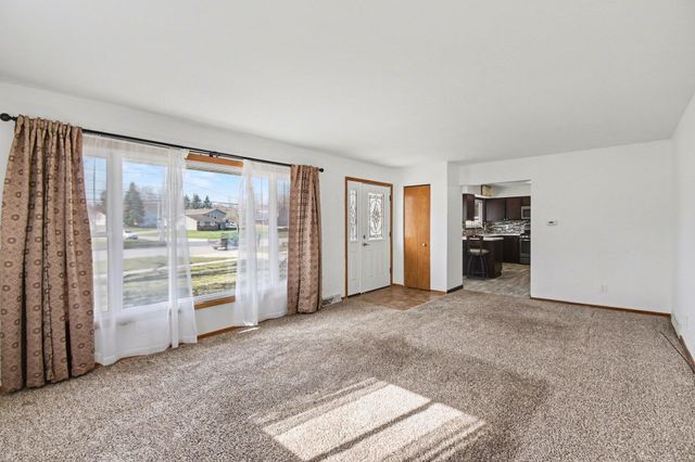 1181 68th Street SE, Grand Rapids, MI 49508