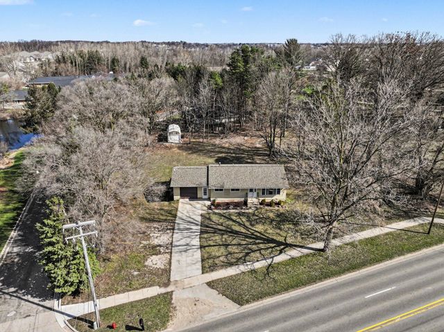 1181 68th Street SE, Grand Rapids, MI 49508