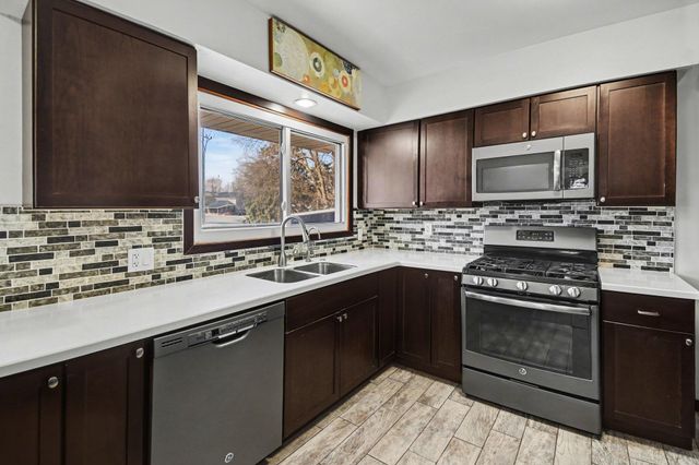 1181 68th Street SE, Grand Rapids, MI 49508