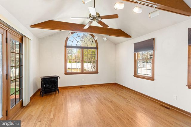 421 LEES AVE, Collingswood, NJ 08108