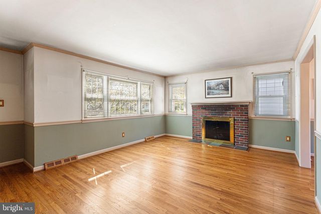 421 LEES AVE, Collingswood, NJ 08108