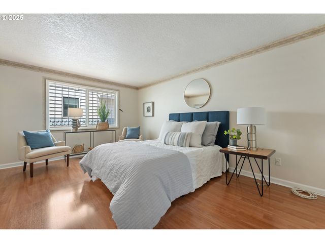 14868 Ne THOMPSON Ct, Portland, OR 97230