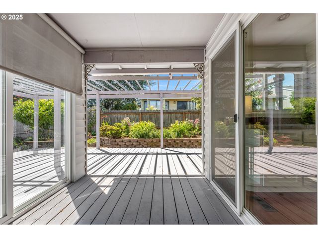 14868 Ne THOMPSON Ct, Portland, OR 97230