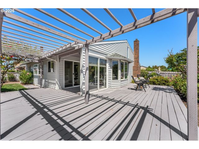 14868 Ne THOMPSON Ct, Portland, OR 97230