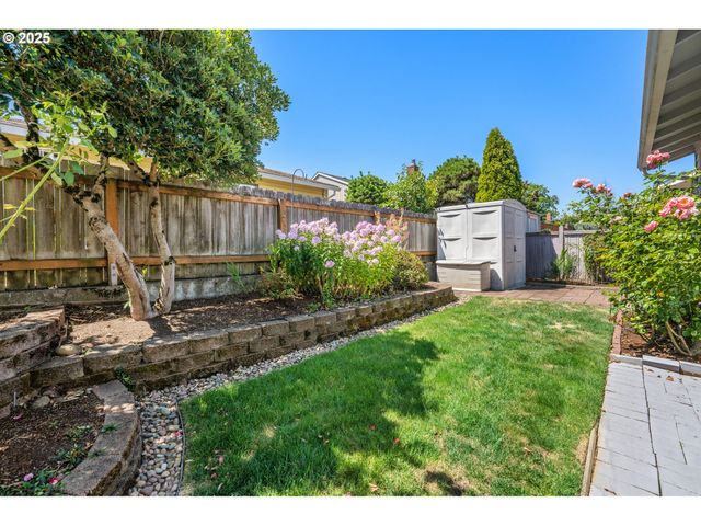 14868 Ne THOMPSON Ct, Portland, OR 97230