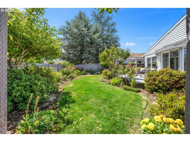 14868 Ne THOMPSON Ct, Portland, OR 97230