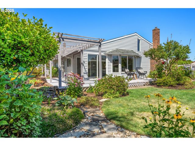 14868 Ne THOMPSON Ct, Portland, OR 97230