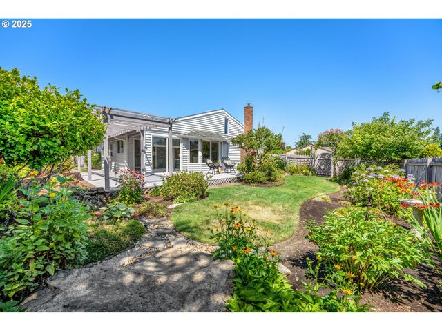 14868 Ne THOMPSON Ct, Portland, OR 97230