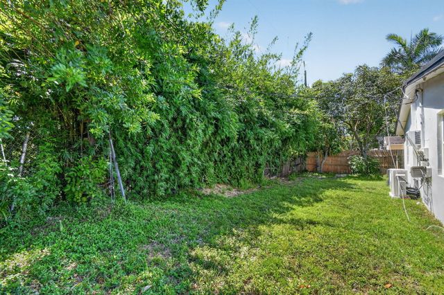 3382 Rudolf Road, Lake Worth, FL 33461