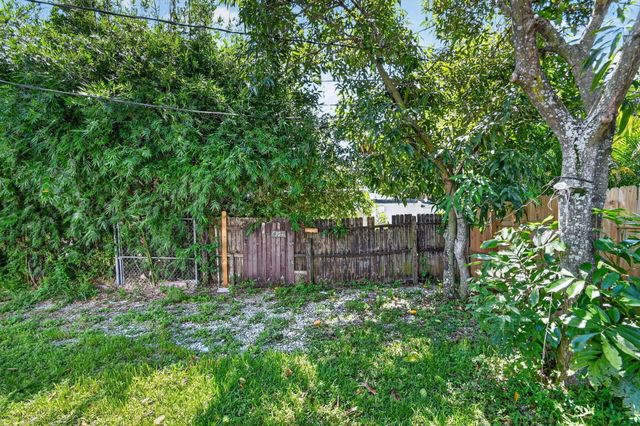3382 Rudolf Road, Lake Worth, FL 33461