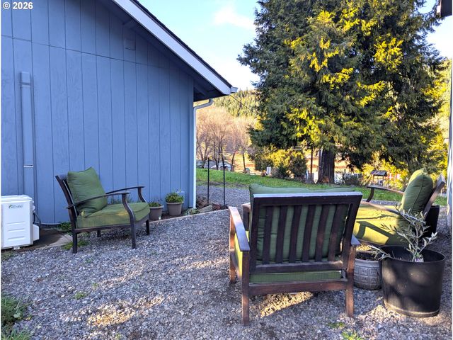 48232 WESTOAK Rd, Westfir, OR 97492