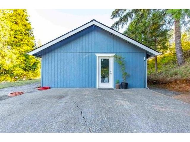 48232 WESTOAK Rd, Westfir, OR 97492