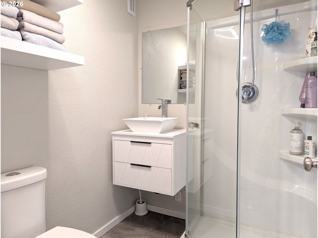 48232 WESTOAK Rd, Westfir, OR 97492