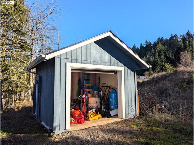 48232 WESTOAK Rd, Westfir, OR 97492