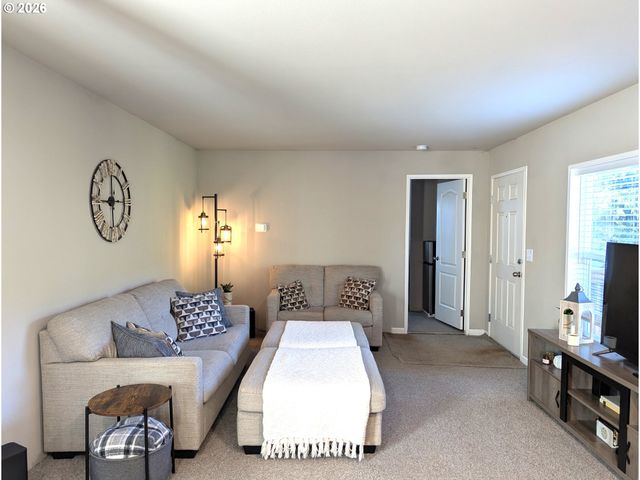 48232 WESTOAK Rd, Westfir, OR 97492