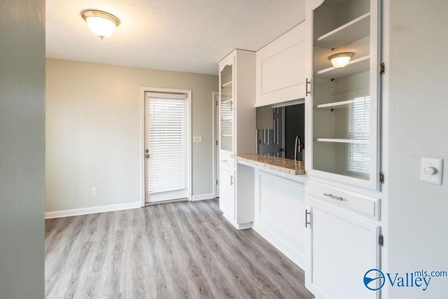 2032 Woodlawn Drive, Huntsville, AL 35802