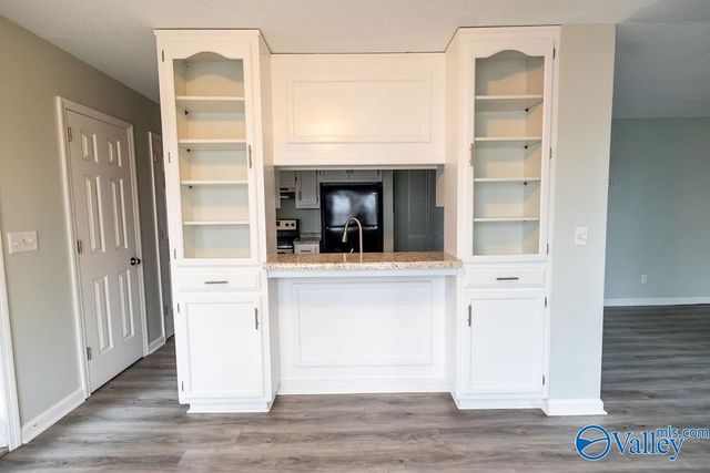 2032 Woodlawn Drive, Huntsville, AL 35802