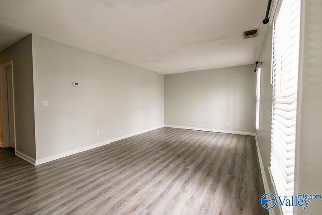 2032 Woodlawn Drive, Huntsville, AL 35802