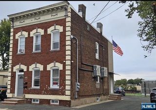90 Centre Street 1, Nutley, NJ 07110
