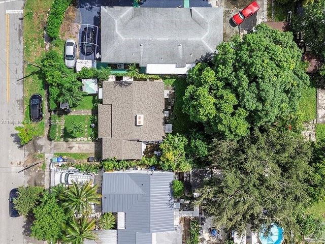 1810 NW 16th Ter, Miami, FL 33125