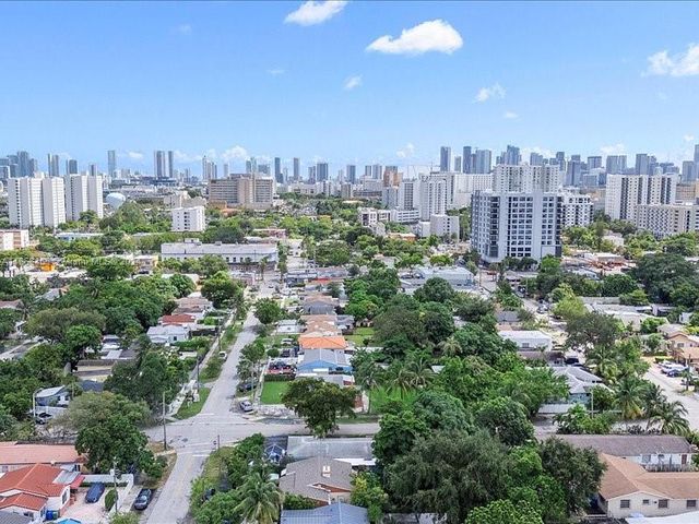 1810 NW 16th Ter, Miami, FL 33125