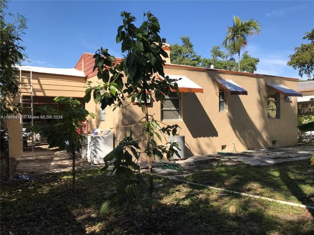 1810 NW 16th Ter, Miami, FL 33125